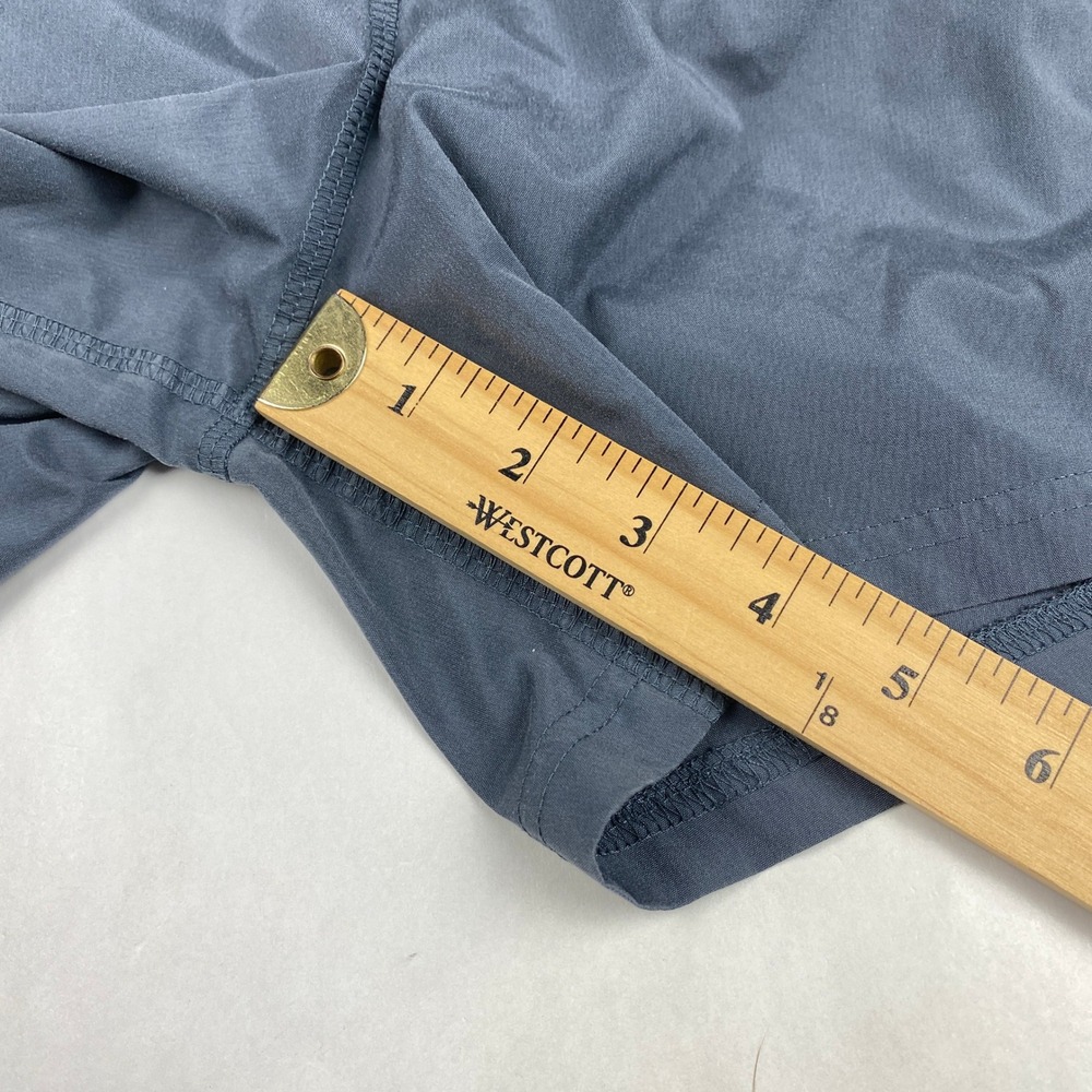 Lululemon Shorts Women's Size 4 - All Sport Running Gray - Picture 13 of 14